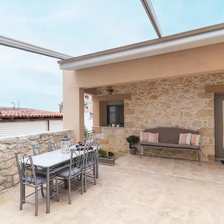 Silva Luxury House In Mires *